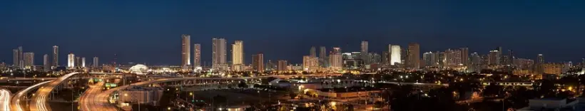 Florida skyline — shop local on iSocialize